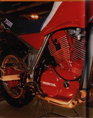 Motorrad_21-82_a